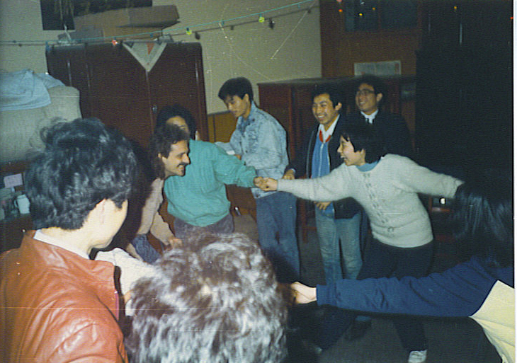 1957-1988- Norddeutsche Chinabeziehungen- Medienspiegel + Dokumente – 1957 Erster Chinaverein in Hamburg gegründet- 1969 Maoismus in Deutschland – 1988 in Shanghai